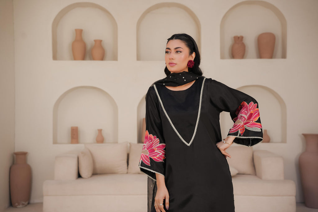 Black Embroidered - EF0010