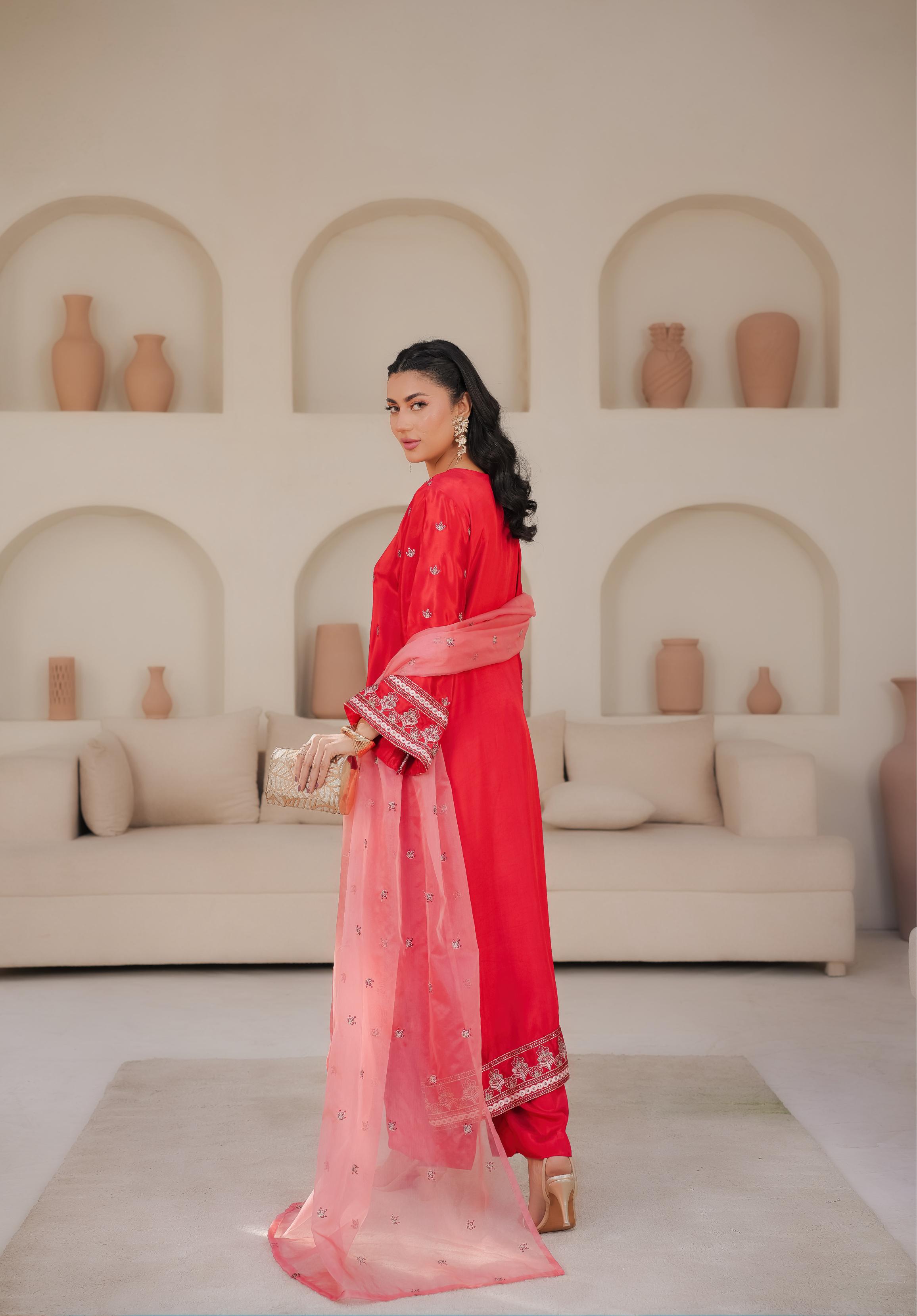 Carrot Red Embroidered - EF0011